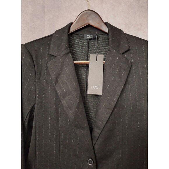 NWT Pinstriped Knit Blazer Women's Sz 8 One Button Black Pockets Career Classic - Picture 3 of 15